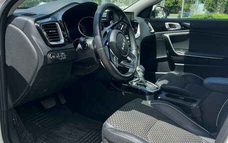 KIA cee'd III, 2022 год, 2 350 000 рублей, 17 фотография
