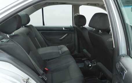 Volkswagen Bora, 2003 год, 328 000 рублей, 13 фотография