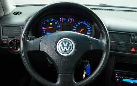 Volkswagen Bora, 2003 год, 328 000 рублей, 10 фотография