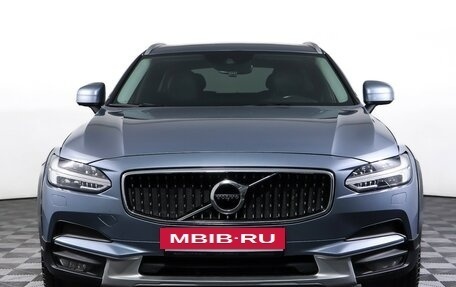 Volvo V90 Cross Country I рестайлинг, 2018 год, 2 850 000 рублей, 2 фотография