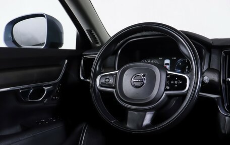 Volvo V90 Cross Country I рестайлинг, 2018 год, 2 850 000 рублей, 16 фотография