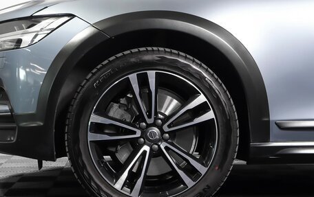 Volvo V90 Cross Country I рестайлинг, 2018 год, 2 850 000 рублей, 25 фотография