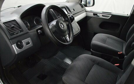Volkswagen Multivan T5, 2010 год, 1 945 000 рублей, 8 фотография