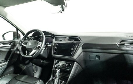 Volkswagen Tiguan II, 2021 год, 2 989 898 рублей, 9 фотография