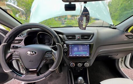 KIA Rio III рестайлинг, 2016 год, 857 000 рублей, 14 фотография