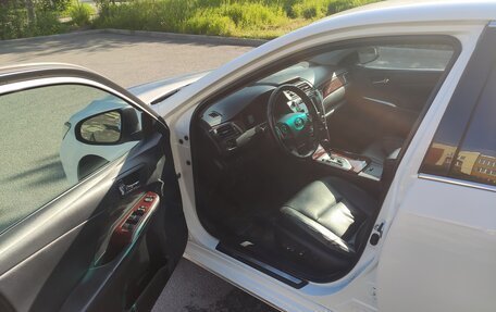 Toyota Camry, 2014 год, 1 720 000 рублей, 7 фотография