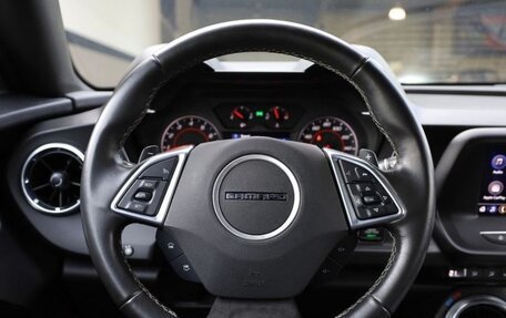 Chevrolet Camaro VI, 2022 год, 3 200 000 рублей, 10 фотография