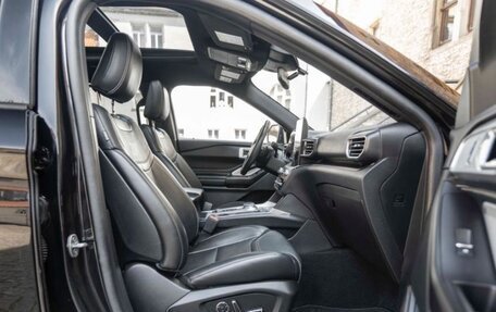 Ford Explorer VI, 2021 год, 3 600 000 рублей, 13 фотография