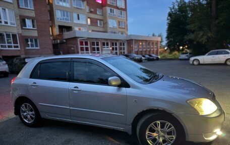 Toyota Corolla, 2003 год, 599 999 рублей, 10 фотография