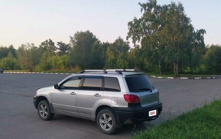 Mitsubishi Outlander III рестайлинг 3, 2002 год, 500 000 рублей, 4 фотография