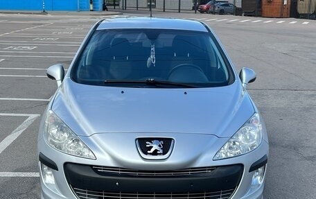 Peugeot 308 II, 2009 год, 395 000 рублей, 3 фотография