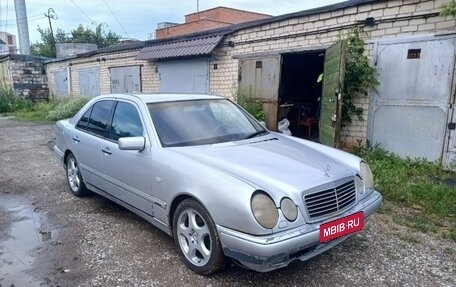 Mercedes-Benz E-Класс, 1999 год, 285 000 рублей, 9 фотография