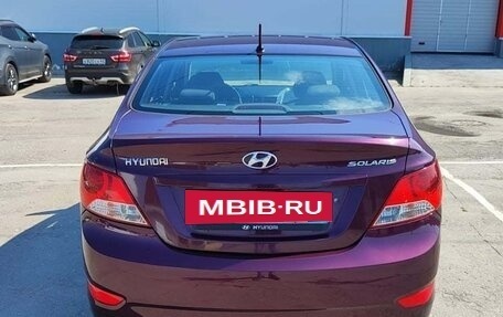 Hyundai Solaris II рестайлинг, 2011 год, 700 000 рублей, 13 фотография