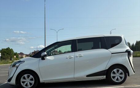 Toyota Sienta II, 2020 год, 1 550 000 рублей, 5 фотография