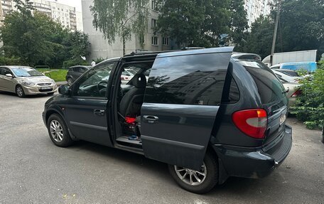 Chrysler Voyager IV, 2007 год, 750 000 рублей, 3 фотография