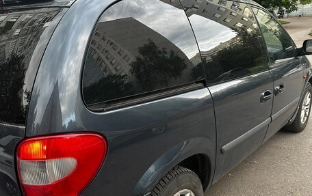 Chrysler Voyager IV, 2007 год, 750 000 рублей, 4 фотография