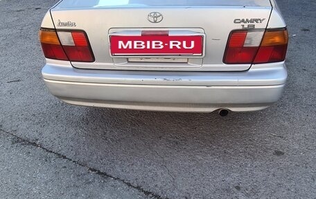 Toyota Camry, 1996 год, 350 000 рублей, 4 фотография