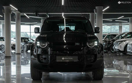 Land Rover Defender II, 2023 год, 9 300 000 рублей, 3 фотография