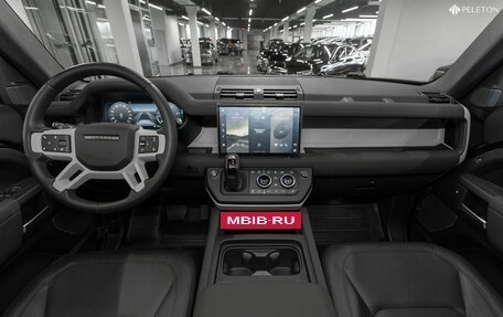 Land Rover Defender II, 2023 год, 9 300 000 рублей, 8 фотография
