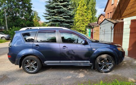 Mitsubishi Outlander III рестайлинг 3, 2008 год, 1 100 000 рублей, 4 фотография