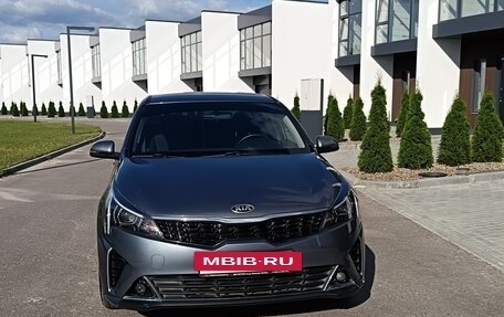 KIA Rio IV, 2020 год, 1 980 000 рублей, 2 фотография