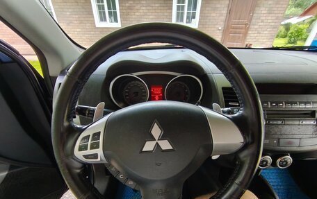 Mitsubishi Outlander III рестайлинг 3, 2008 год, 1 100 000 рублей, 10 фотография