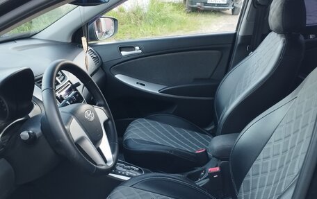Hyundai Solaris II рестайлинг, 2011 год, 850 000 рублей, 2 фотография