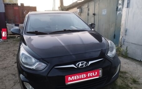 Hyundai Solaris II рестайлинг, 2011 год, 850 000 рублей, 3 фотография