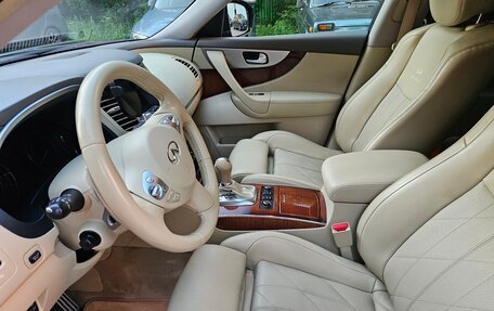 Infiniti FX II, 2012 год, 2 500 000 рублей, 12 фотография