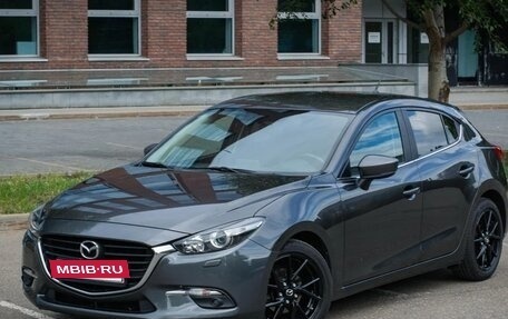 Mazda 3, 2018 год, 1 800 000 рублей, 8 фотография