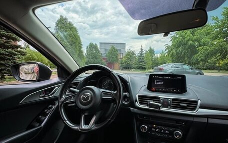 Mazda 3, 2018 год, 1 800 000 рублей, 19 фотография
