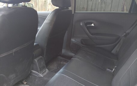 Volkswagen Polo VI (EU Market), 2012 год, 700 000 рублей, 3 фотография