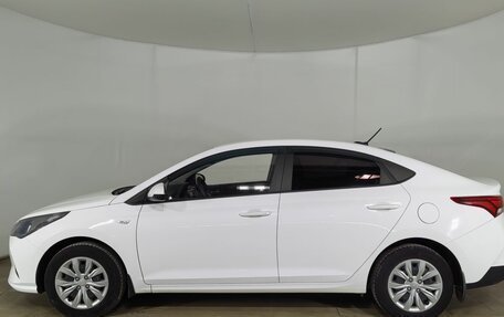 Hyundai Solaris II рестайлинг, 2020 год, 1 570 000 рублей, 8 фотография