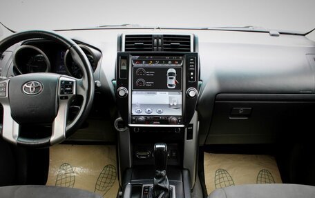 Toyota Land Cruiser Prado 150 рестайлинг 2, 2011 год, 2 399 000 рублей, 15 фотография