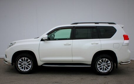 Toyota Land Cruiser Prado 150 рестайлинг 2, 2011 год, 2 399 000 рублей, 8 фотография