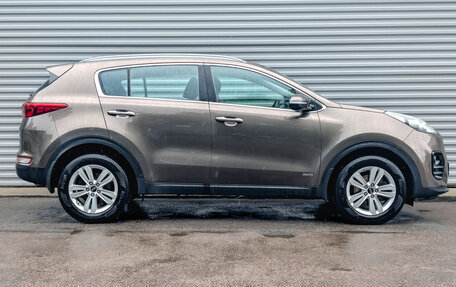 KIA Sportage IV рестайлинг, 2016 год, 1 750 000 рублей, 4 фотография