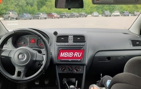 Volkswagen Polo VI (EU Market), 2012 год, 799 000 рублей, 2 фотография