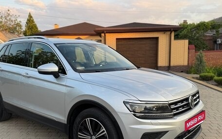 Volkswagen Tiguan II, 2017 год, 2 550 000 рублей, 21 фотография