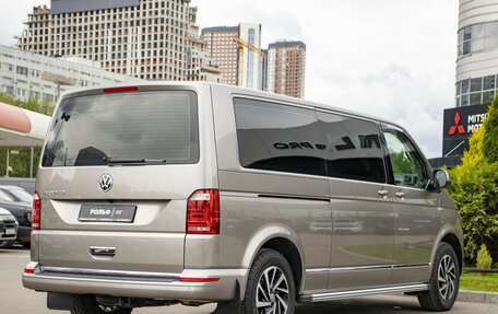 Volkswagen Caravelle T6 рестайлинг, 2018 год, 4 155 000 рублей, 4 фотография