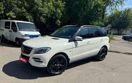Mercedes-Benz M-Класс, 2012 год, 2 300 000 рублей, 1 фотография