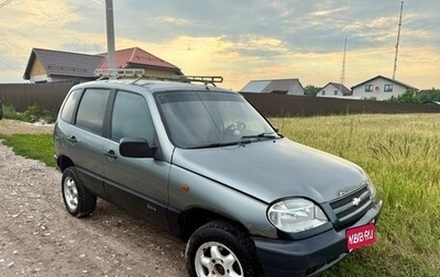 Chevrolet Niva I рестайлинг, 2004 год, 259 000 рублей, 1 фотография