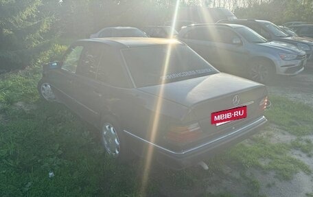 Mercedes-Benz W124, 1989 год, 250 000 рублей, 7 фотография