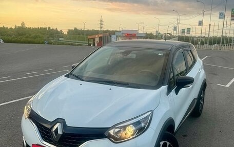 Renault Kaptur I рестайлинг, 2017 год, 1 670 000 рублей, 4 фотография