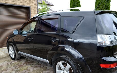 Mitsubishi Outlander III рестайлинг 3, 2008 год, 890 000 рублей, 2 фотография
