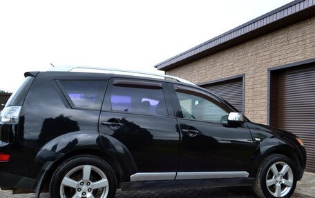 Mitsubishi Outlander III рестайлинг 3, 2008 год, 890 000 рублей, 4 фотография