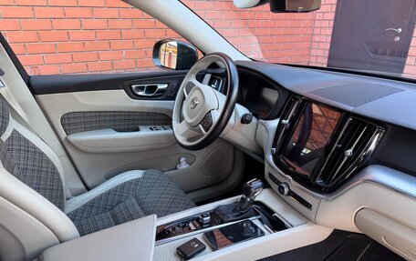 Volvo XC60 II, 2019 год, 3 300 000 рублей, 14 фотография