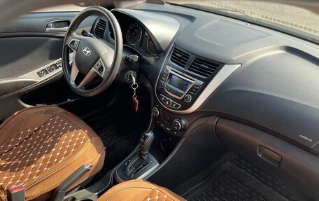 Hyundai Solaris II рестайлинг, 2015 год, 790 000 рублей, 9 фотография