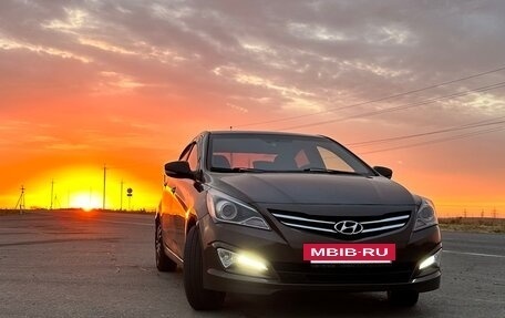 Hyundai Solaris II рестайлинг, 2015 год, 790 000 рублей, 16 фотография