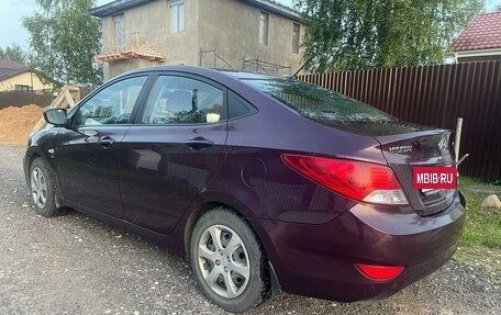 Hyundai Solaris II рестайлинг, 2013 год, 695 000 рублей, 11 фотография