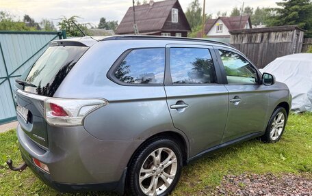 Mitsubishi Outlander III рестайлинг 3, 2012 год, 1 200 000 рублей, 8 фотография